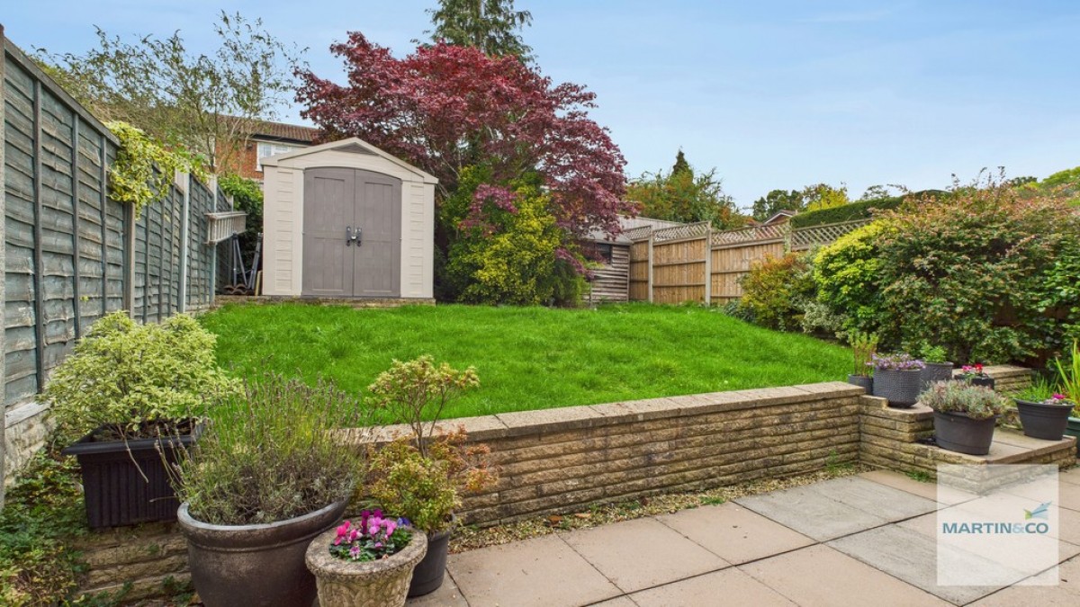 Dickinson Drive, Sutton Coldfield, B76 1FP