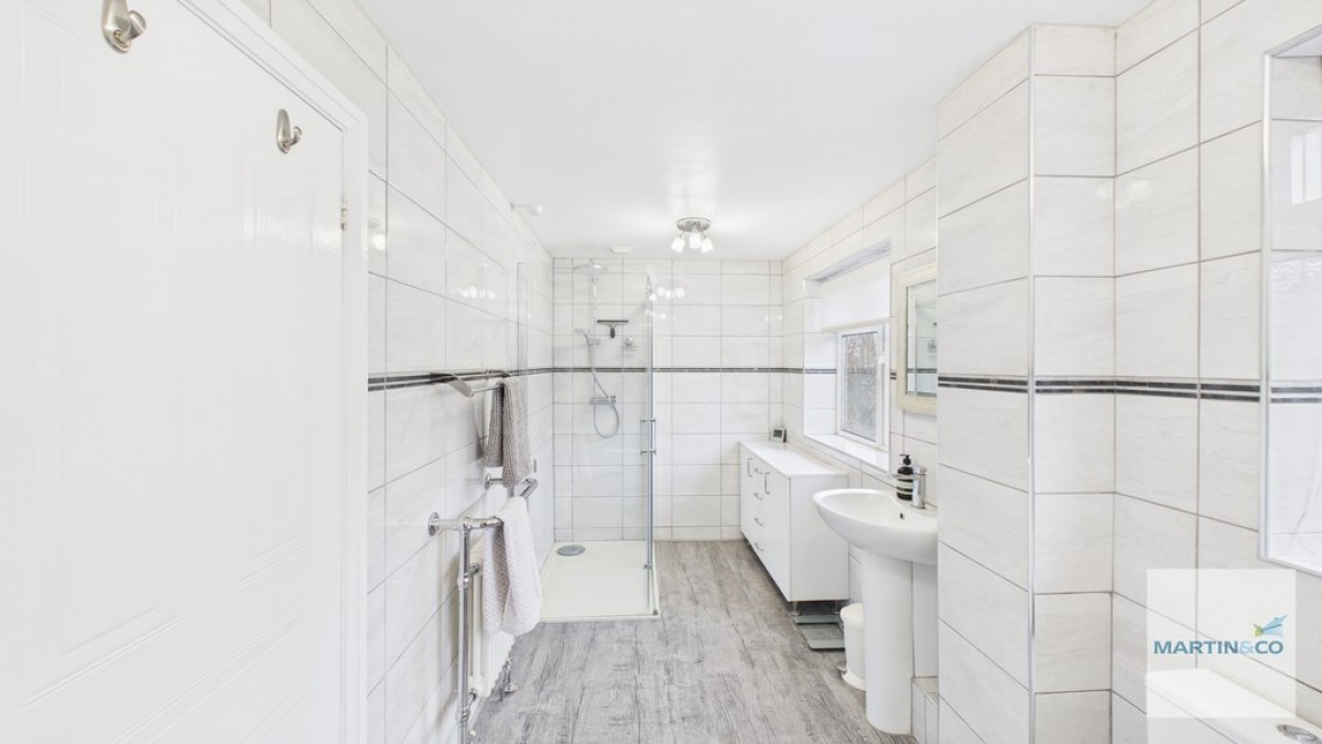 Dickinson Drive, Sutton Coldfield, B76 1FP