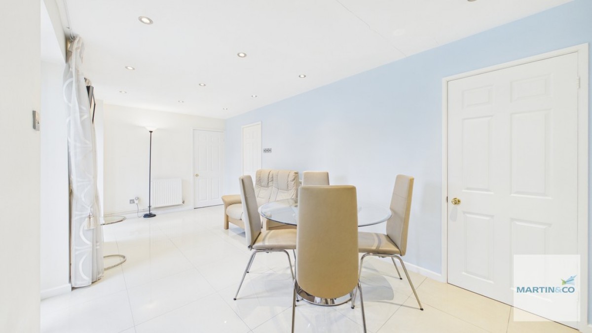 Sir Alfreds Way, Walmley