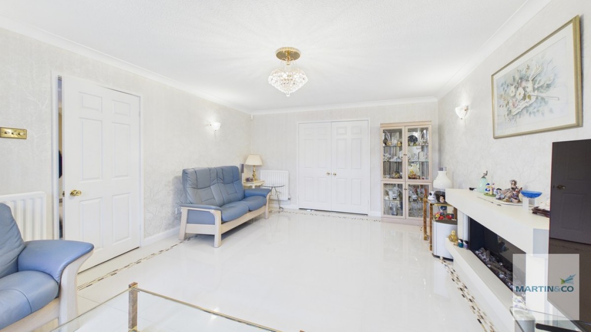 Sir Alfreds Way, Walmley