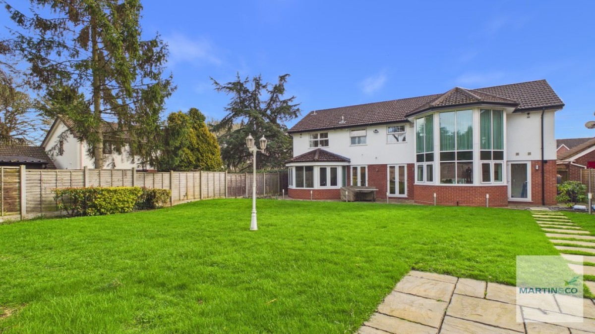 Sir Alfreds Way, Walmley