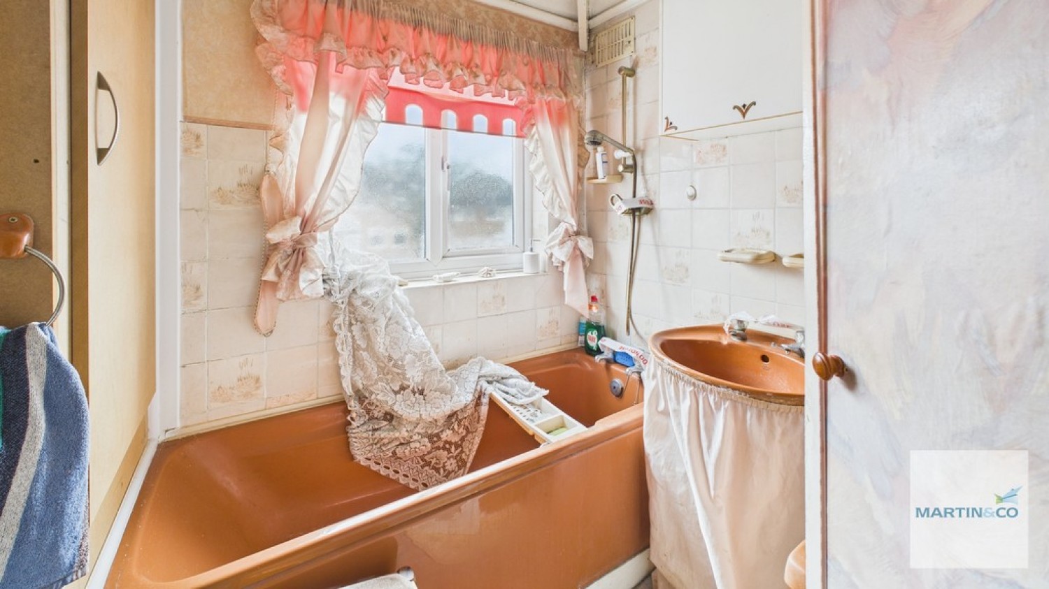 2 bedroom House in Rodlington Avenue, Kingstanding