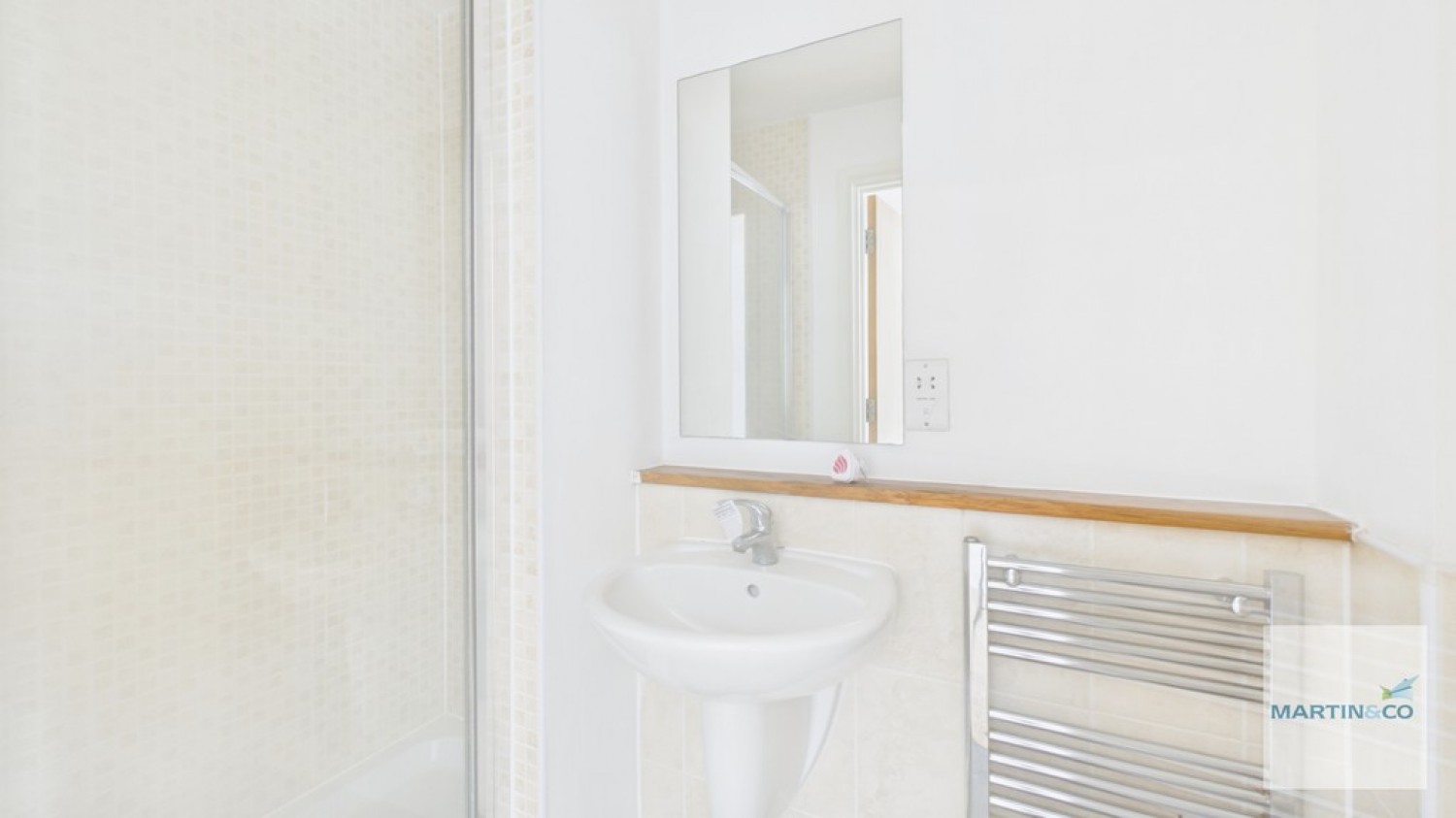 2 bedroom Flat for Sale Sutton Coldfield, Birmingham