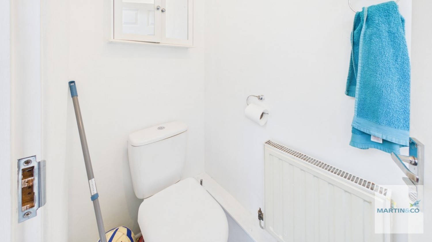 3 bedroom Bungalow for Sale Walmley, Sutton Coldfield, Birmingham