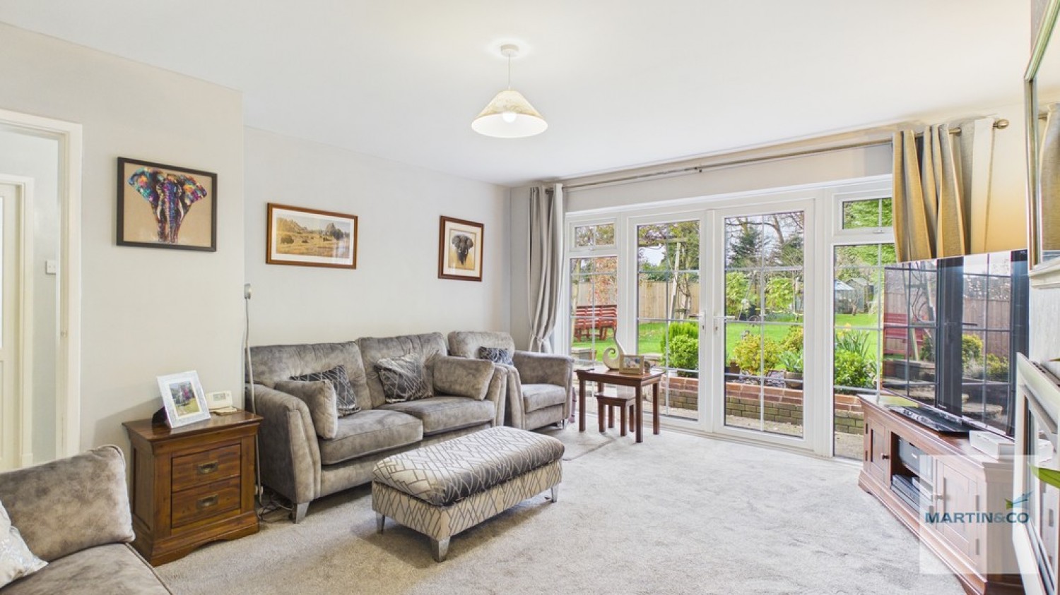 3 bedroom Bungalow for Sale Walmley, Sutton Coldfield, Birmingham