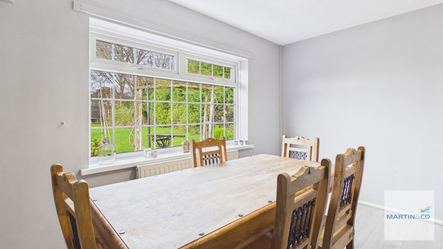 3 bedroom Bungalow for Sale Walmley, Sutton Coldfield, Birmingham