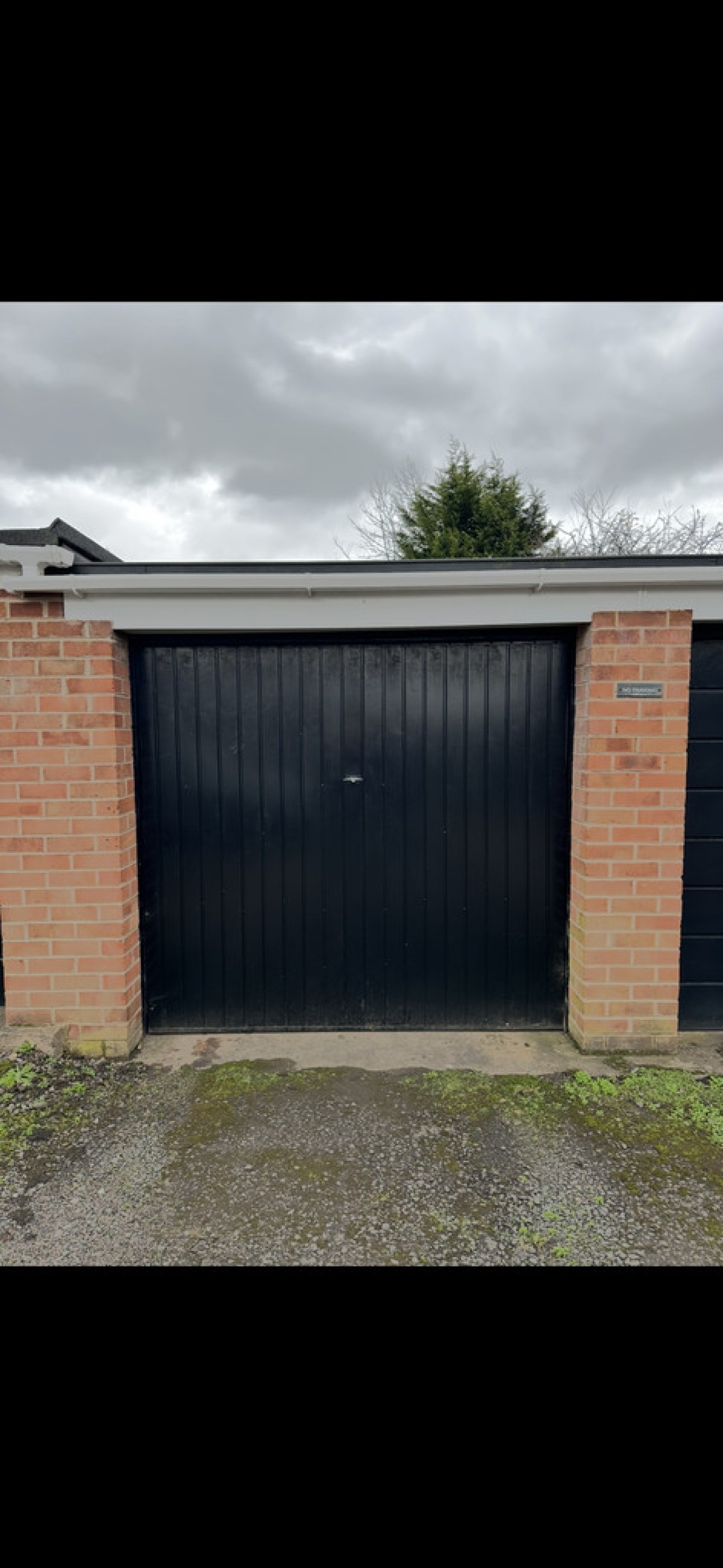 Garage, Chatsworth Avenue