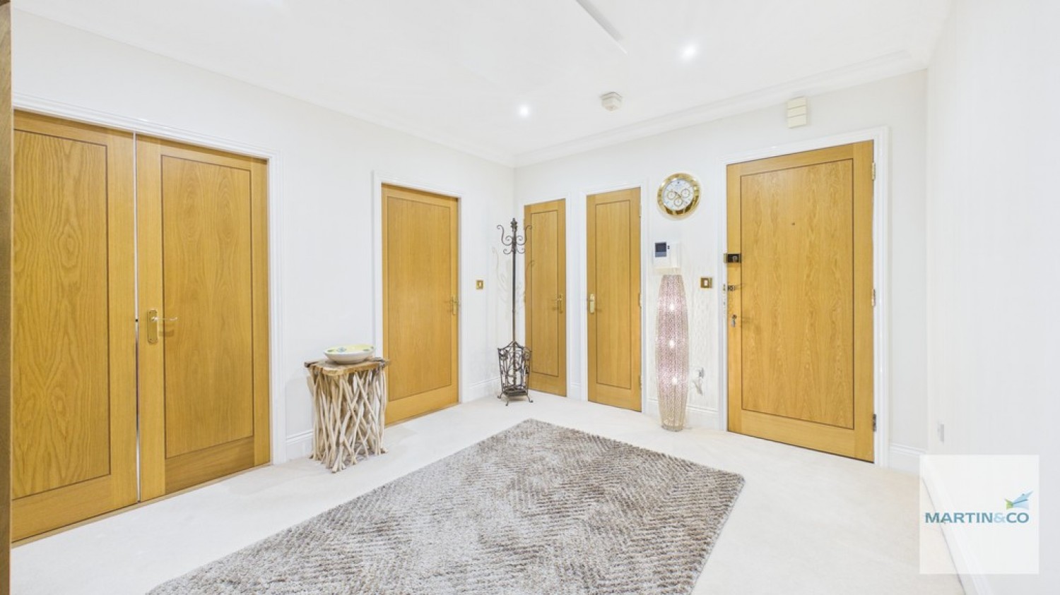 2 bedroom Flat for Sale Caversham Place, Sutton Coldfield