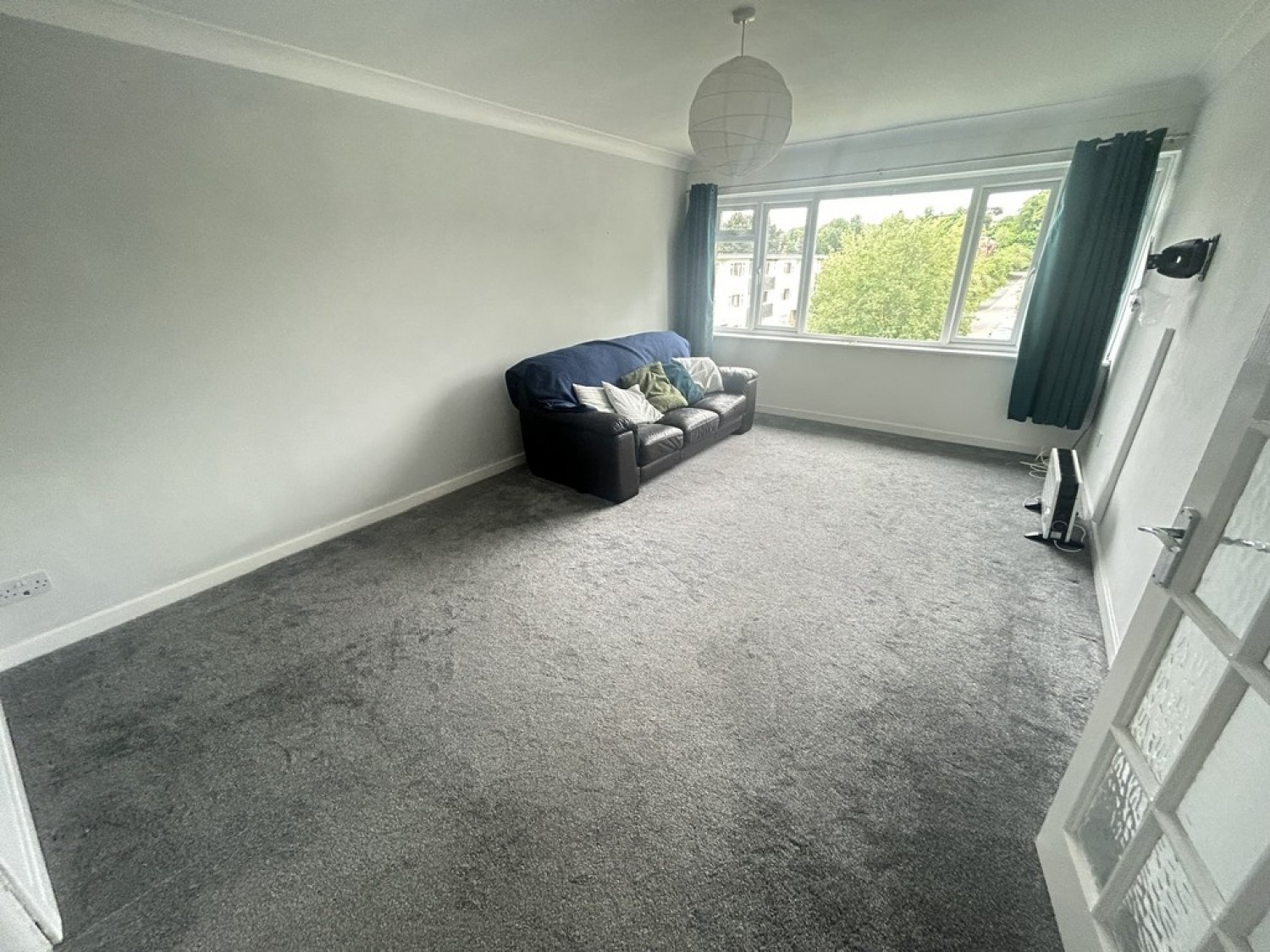 2 bedroom Flat for Sale Clyde Court, Garrard Gardens, Sutton Coldfield