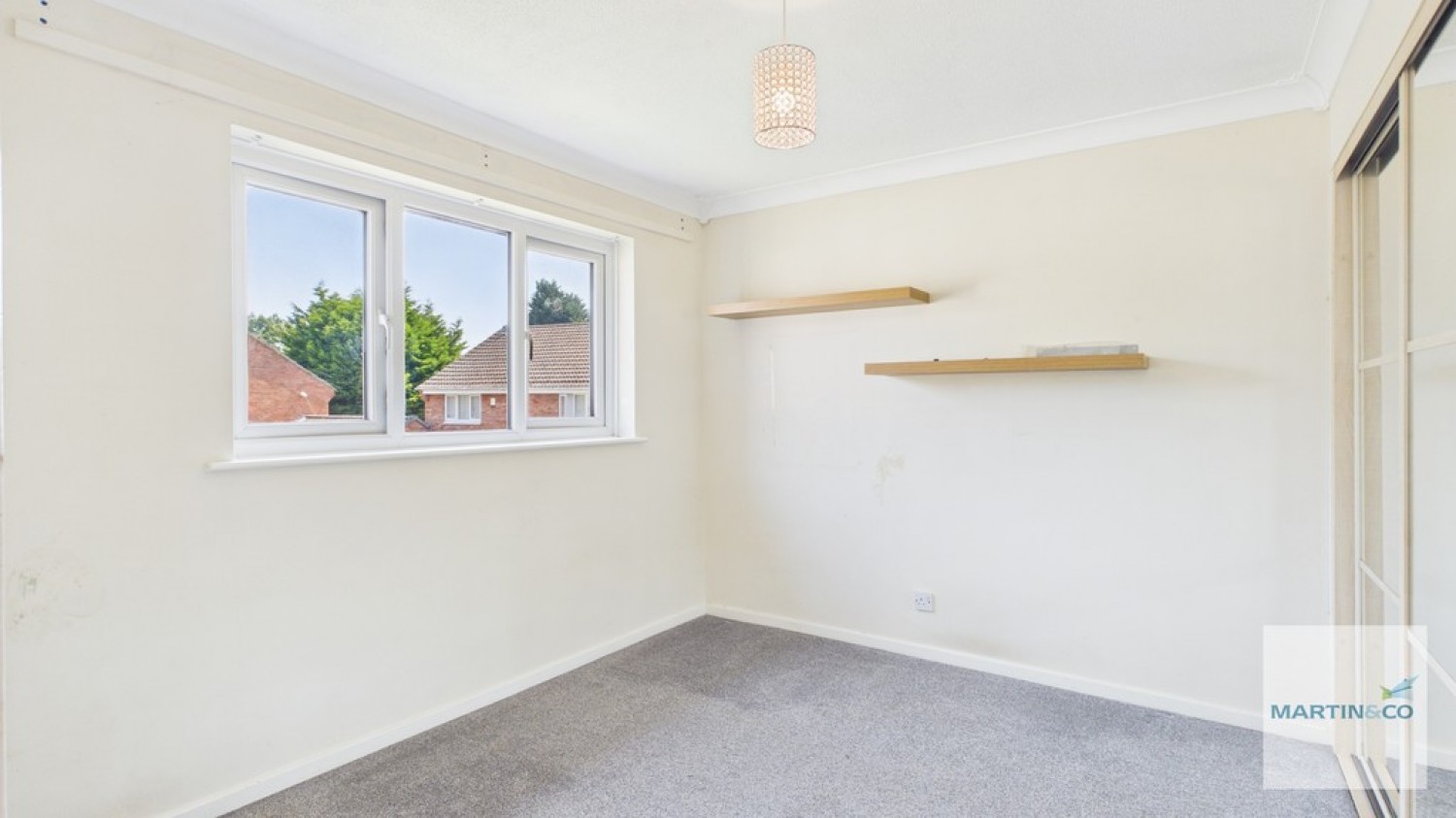 3 bedroom House for Sale Walmley, Birmingham