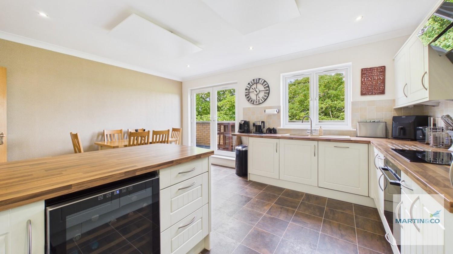 2 bedroom Flat for Letting Caversham Place, Sutton Coldfield