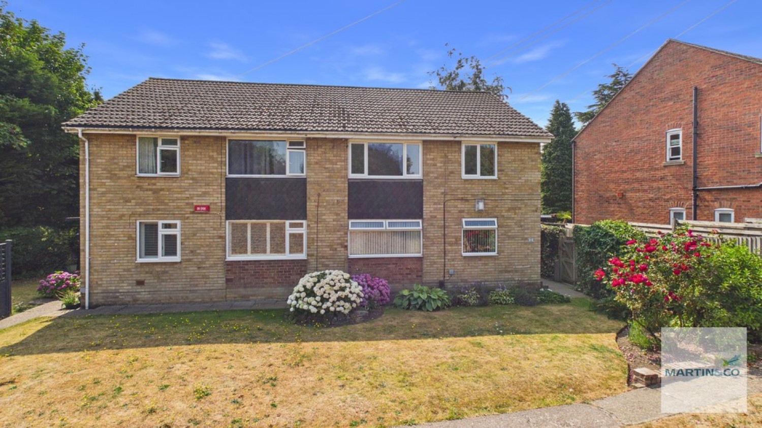2 bedroom Flat for Sale Jockey Road, Sutton Coldfield, West Midlands
