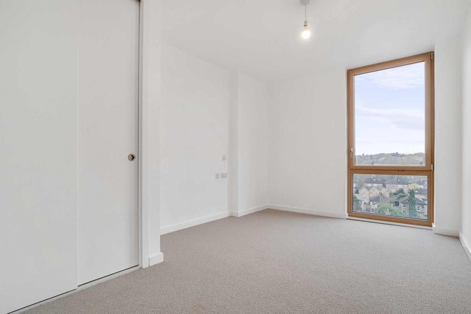 2 bedroom Flat for Letting St Marks Square Bromley South Central