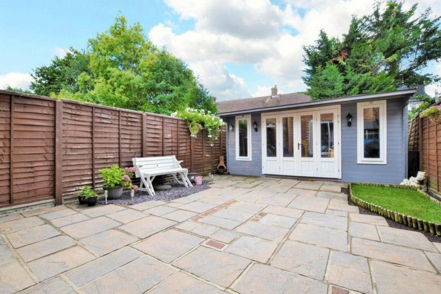 3 bedroom House in Morris Close, London