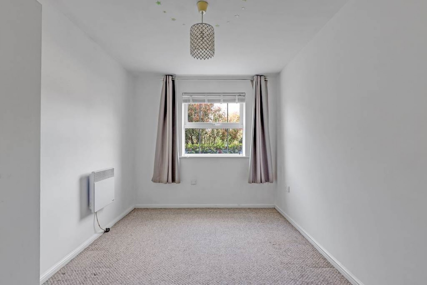 3 bedroom Flat for Letting Beckenham, Kent, .