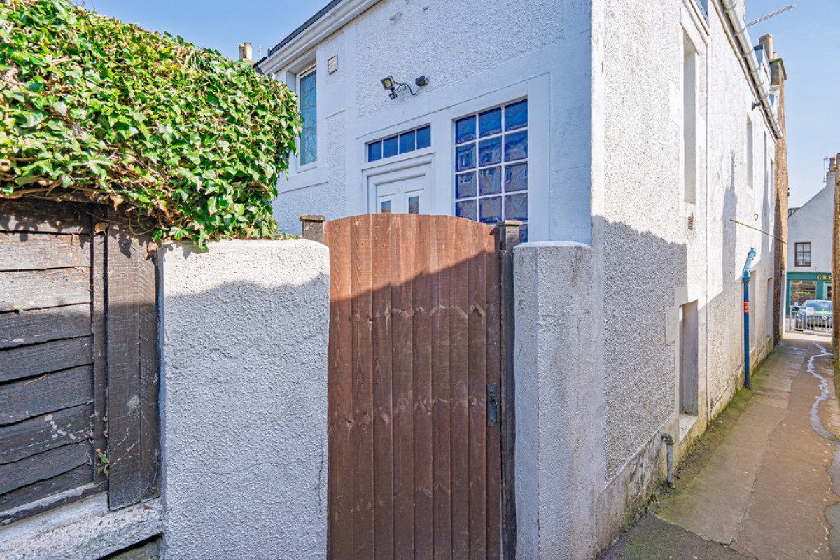 High Street North, Crail