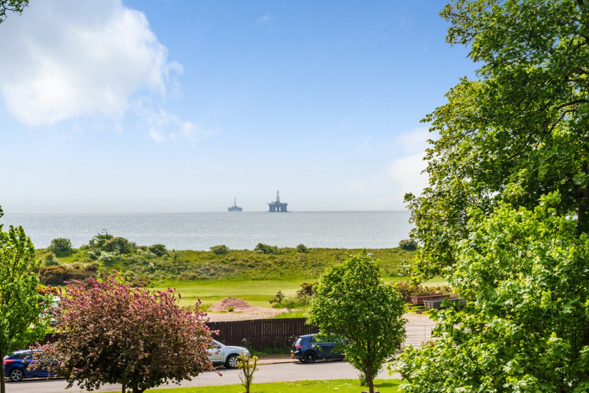 Links Road, Lundin Links