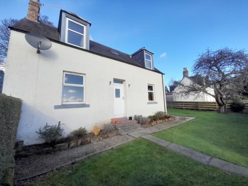 South West Cottage, Middlebank Farm