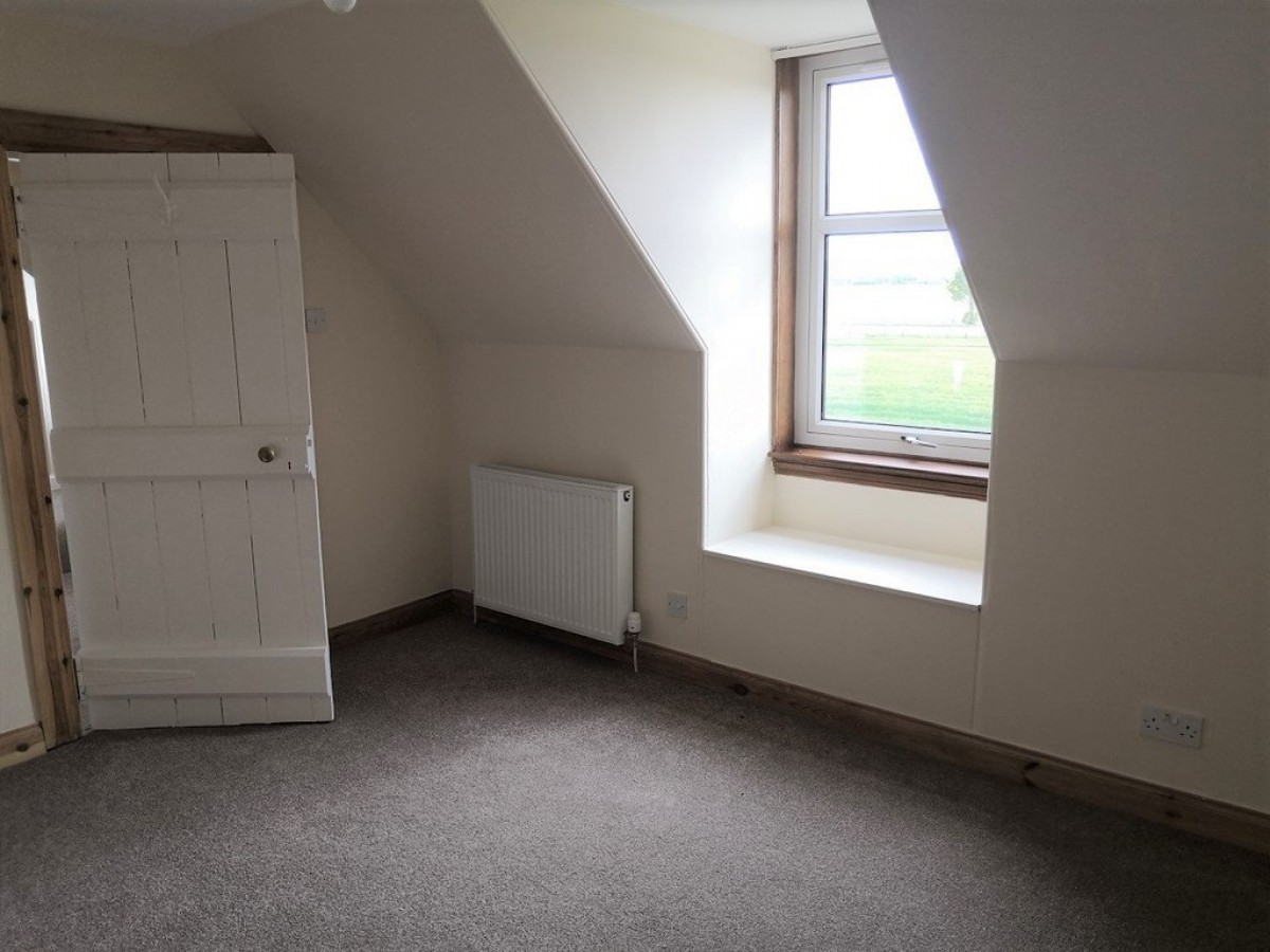 South West Cottage, Middlebank Farm