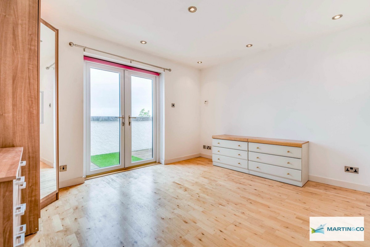 Seagate, Arbroath