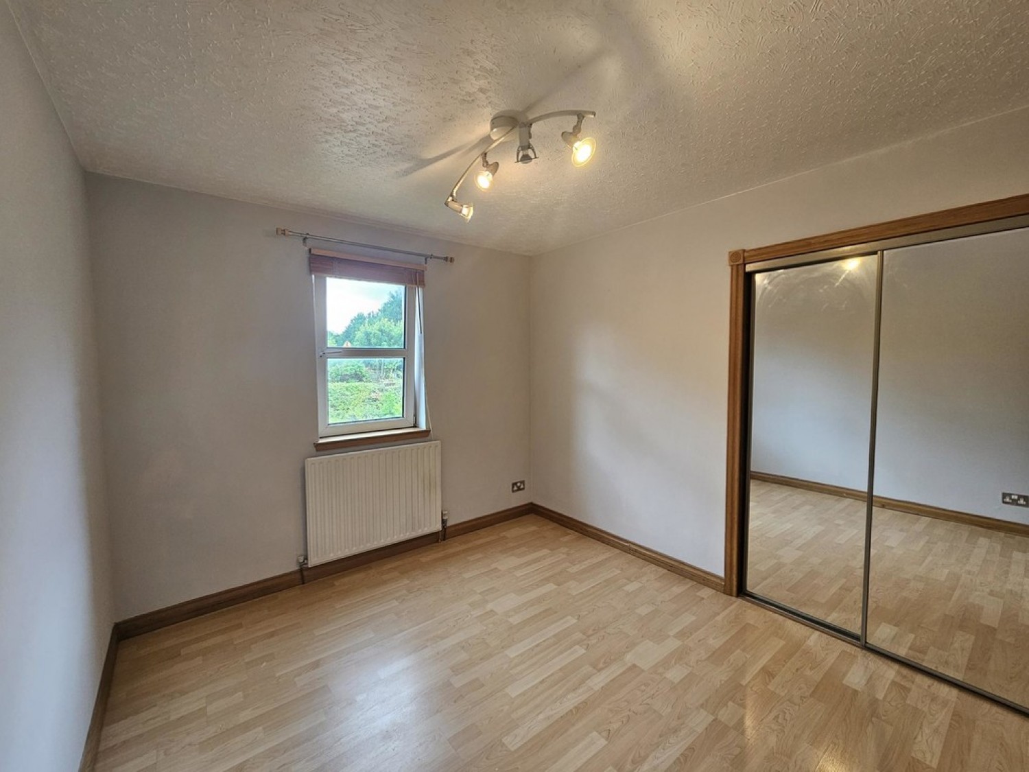 2 bedroom Flat for Letting Canon Byrne Glebe, Kirkcaldy