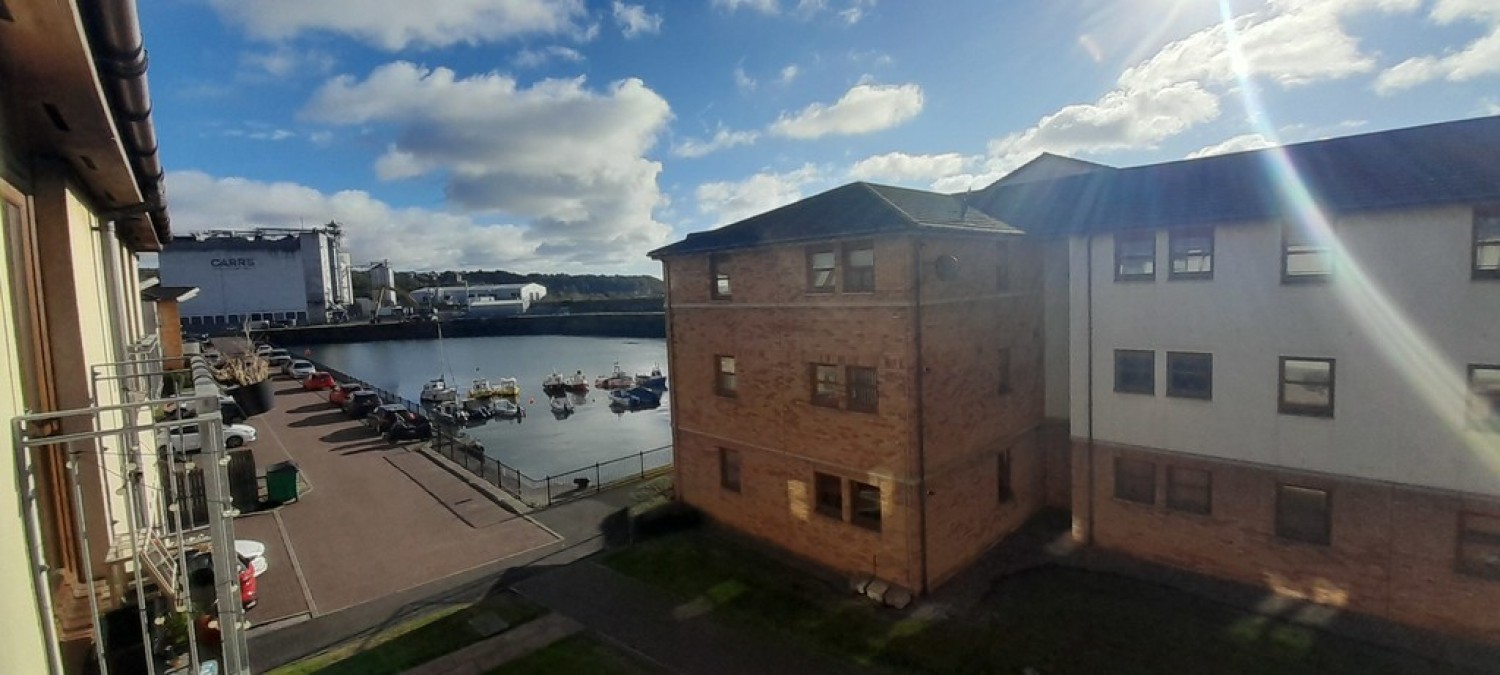 2 bedroom Flat for Letting Lord Gambier Wharf, KIRKCALDY