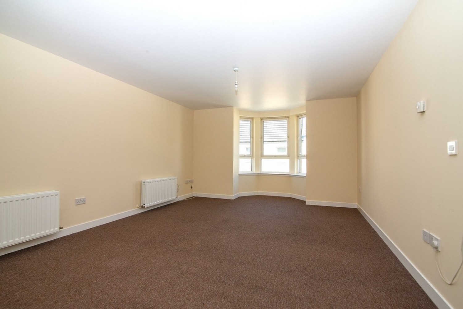2 bedroom Flat for Letting Kirkcaldy, Fife