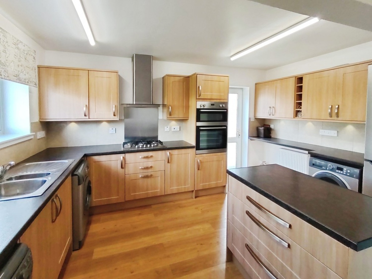 4 bedroom House for Letting Bennochy Avenue, Kirkcaldy