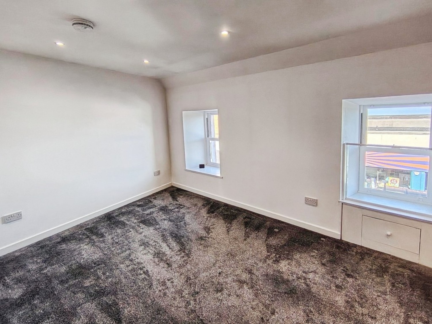 2 bedroom Flat for Letting High Street, Kirkcaldy