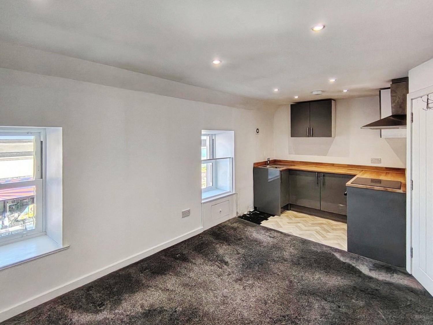 2 bedroom Flat for Letting High Street, Kirkcaldy