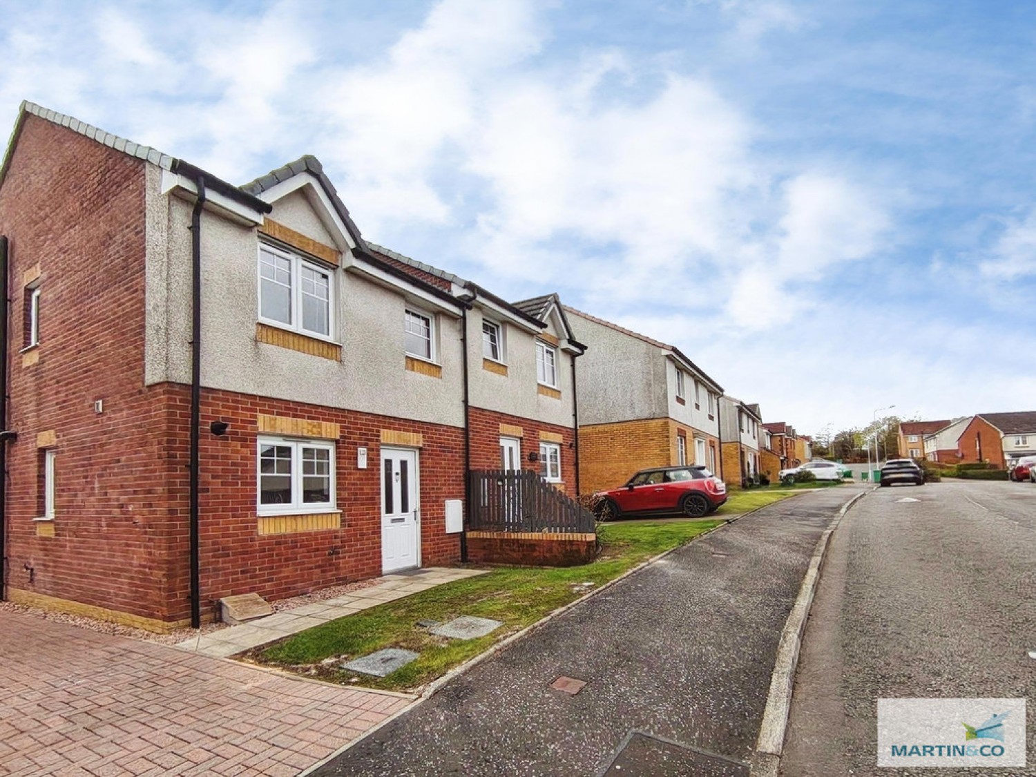 3 bedroom House for Letting Limepark Crescent, Kelty, Fife