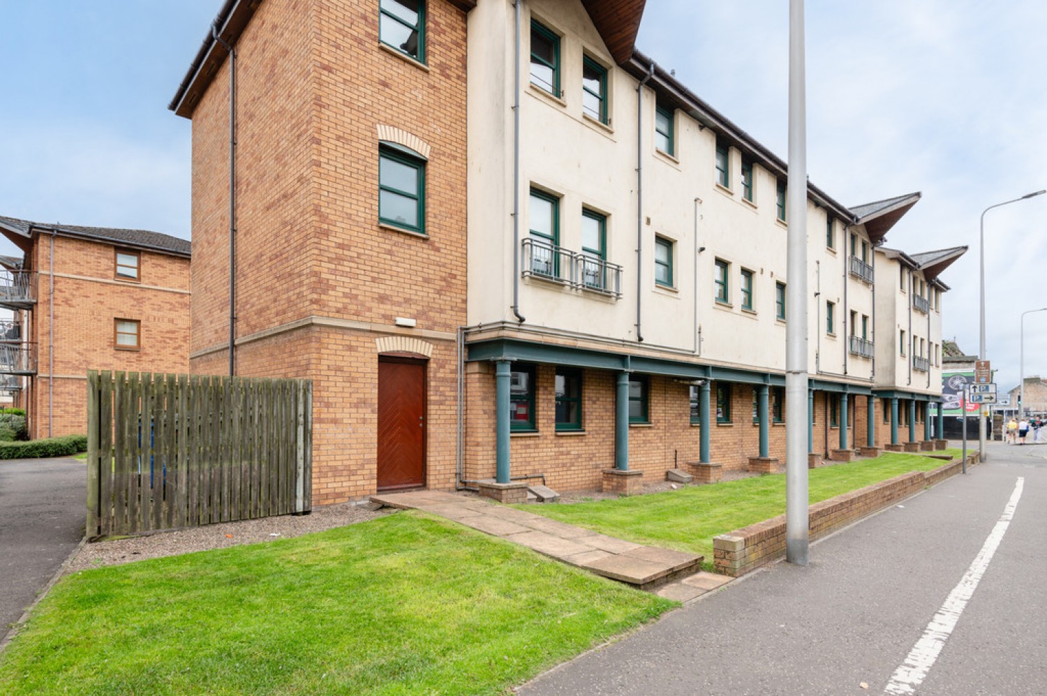 2 bedroom Flat for Sale Lord Gambier Wharf, Kirkcaldy
