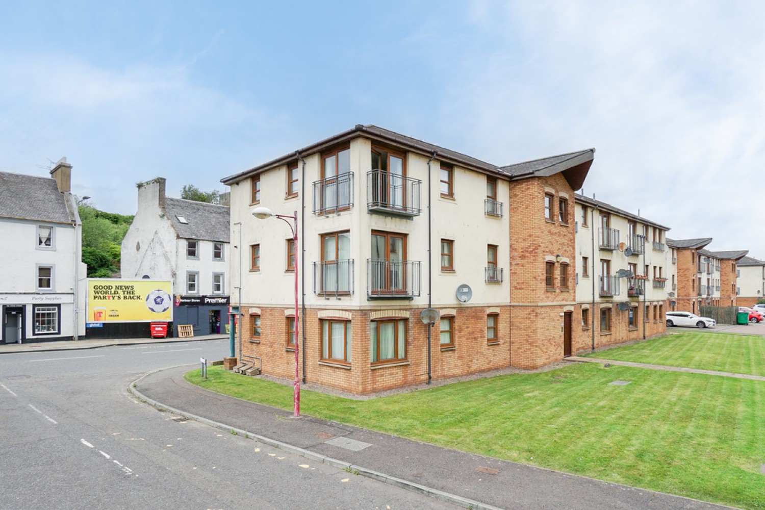 2 bedroom Flat for Sale Lord Gambier Wharf, Kirkcaldy