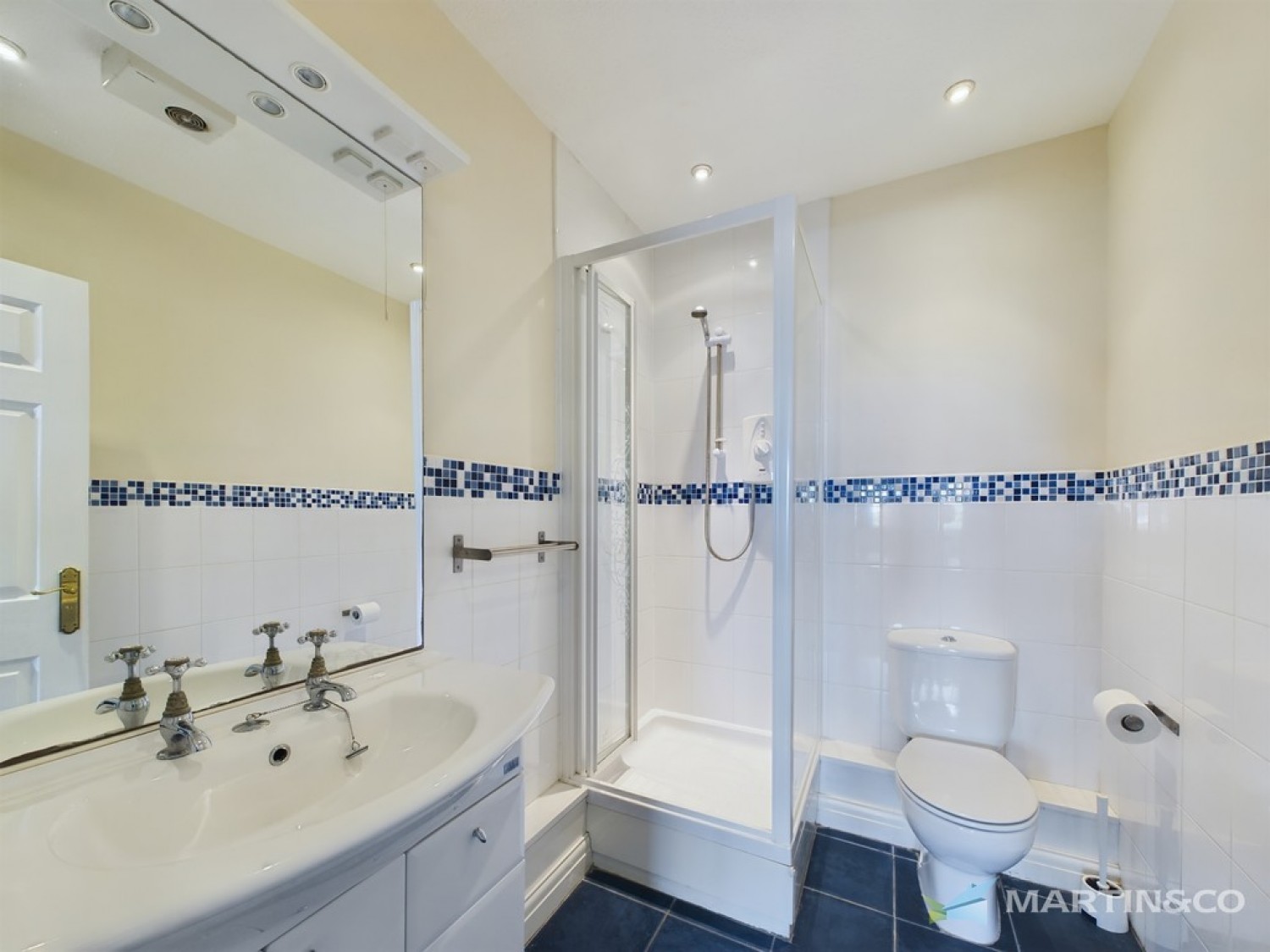 2 bedroom Flat for Letting Cypress Point, Lytham St Annes