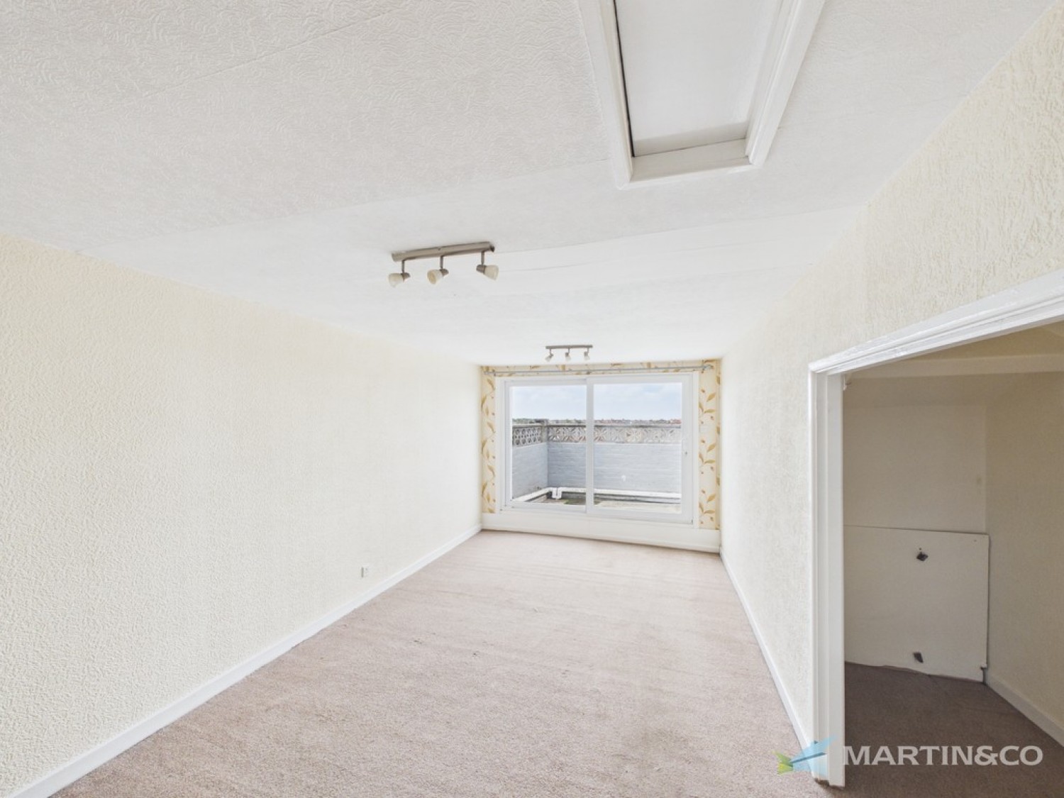 2 bedroom Flat for Letting Queens Terrace, Fleetwood, Lancashire