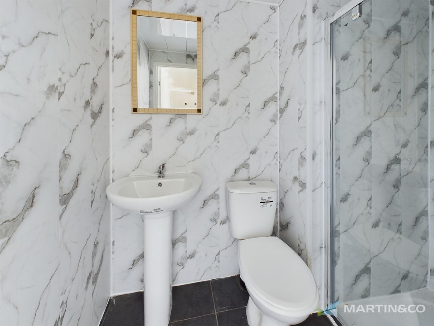 1 bedroom Flat for Letting 2 St Davids Road North