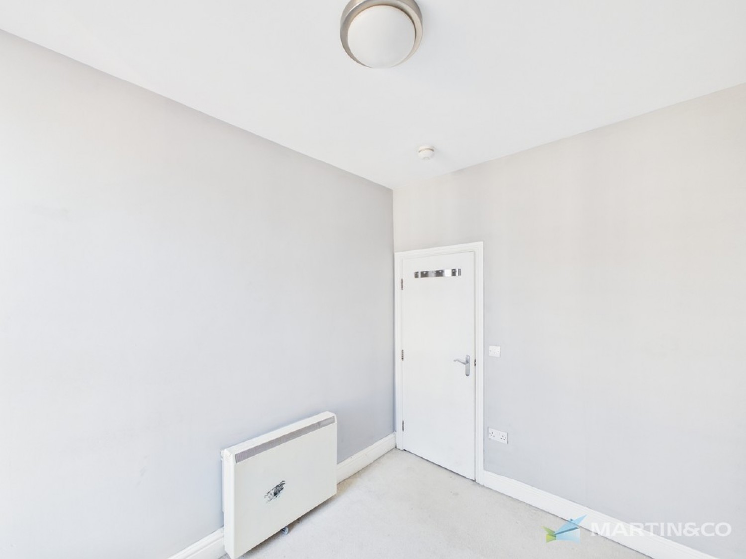 2 bedroom Flat for Letting Burlington Road, Blackpool, Lancashire