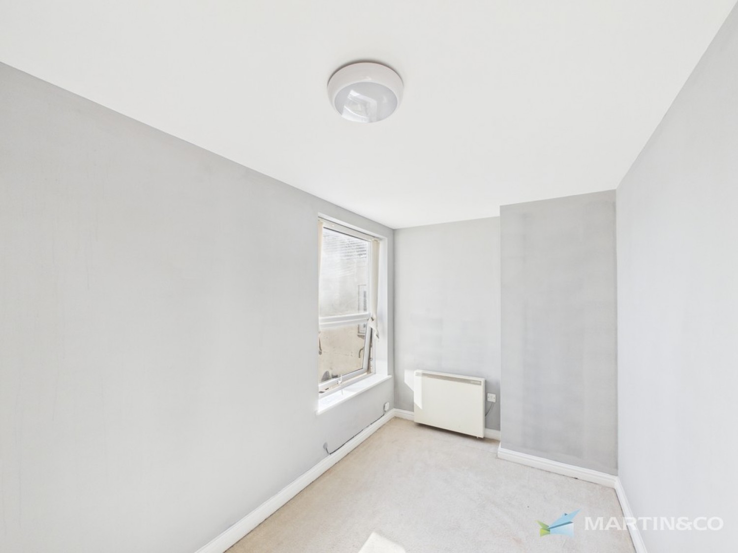 2 bedroom Flat for Letting Burlington Road, Blackpool, Lancashire