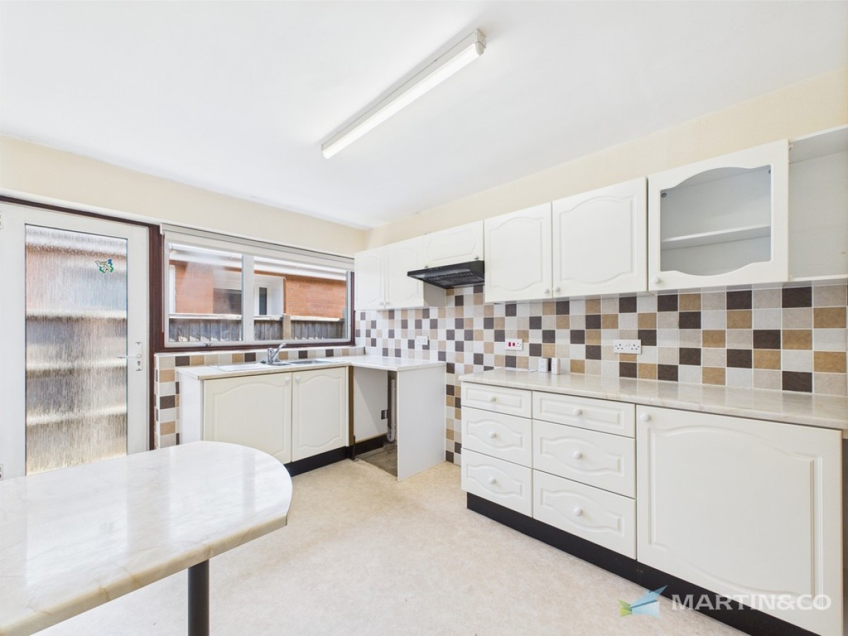 12 Gregory Place