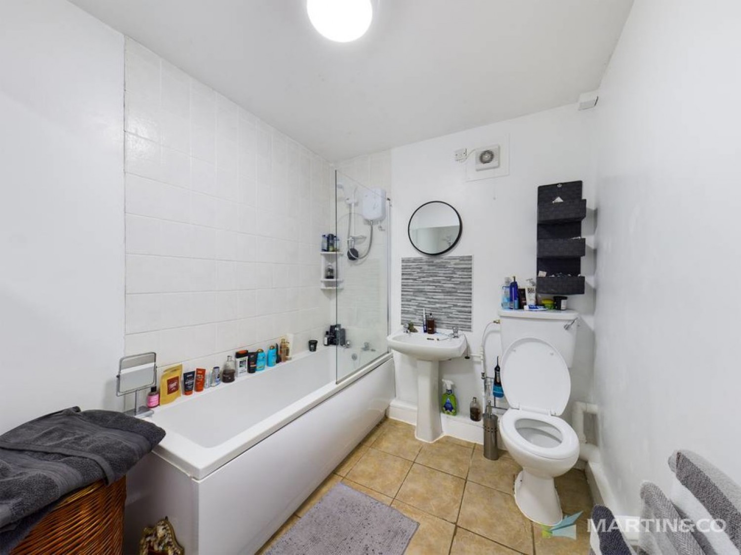 2 bedroom Flat in 15 Bridge Court