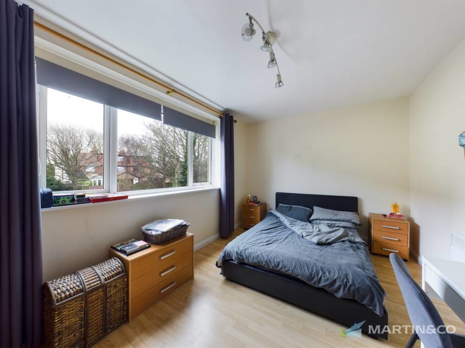 2 bedroom Flat in 15 Bridge Court