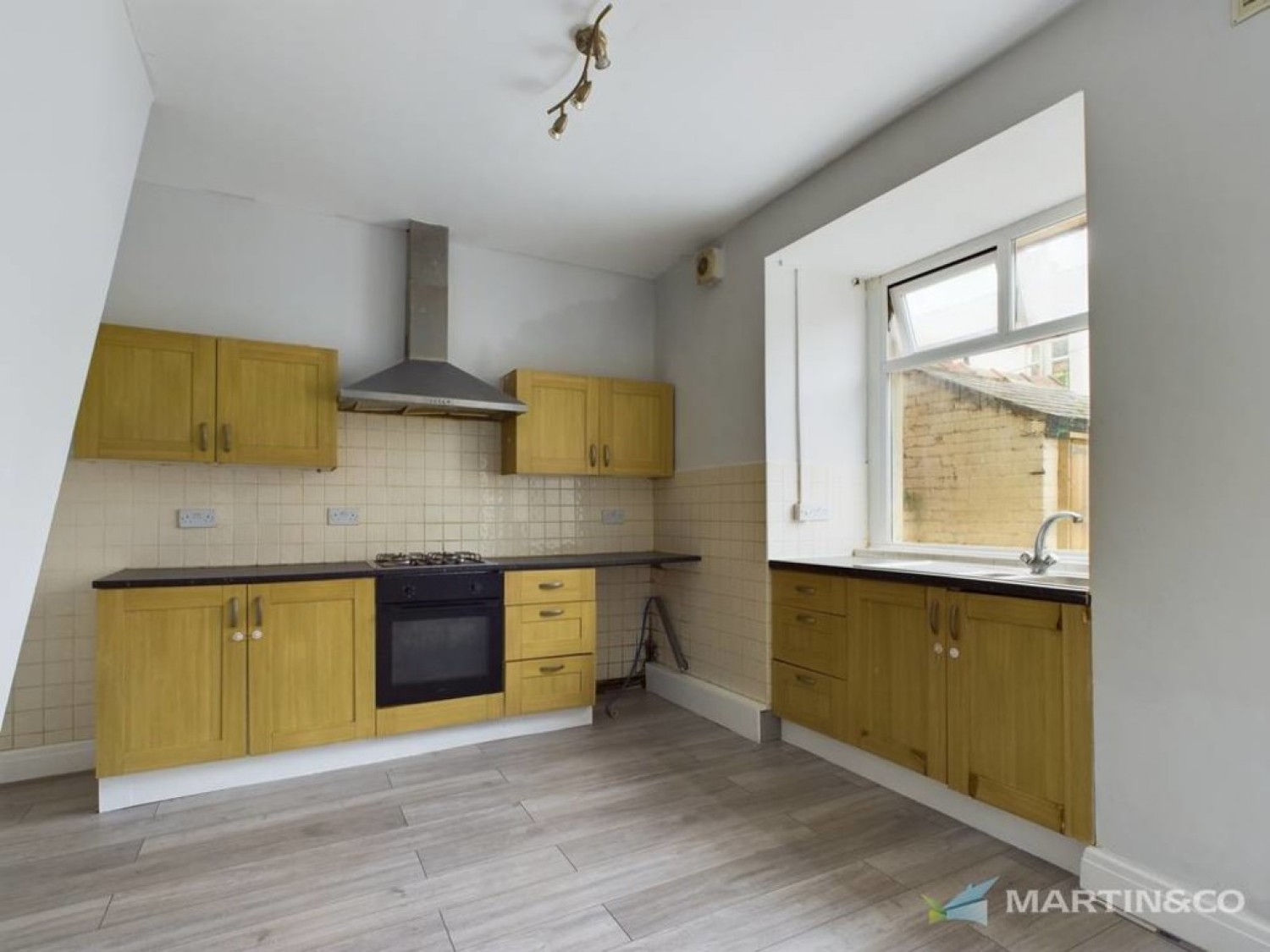 2 bedroom House for Letting Crossland Road, Blackpool, Lancashire