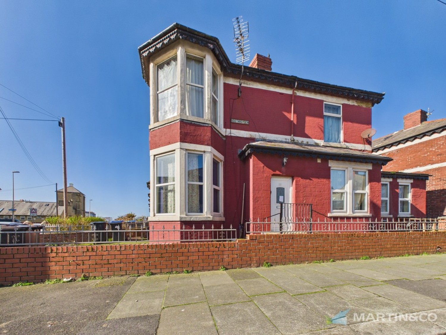 2 bedroom Flat for Sale Carshalton Road