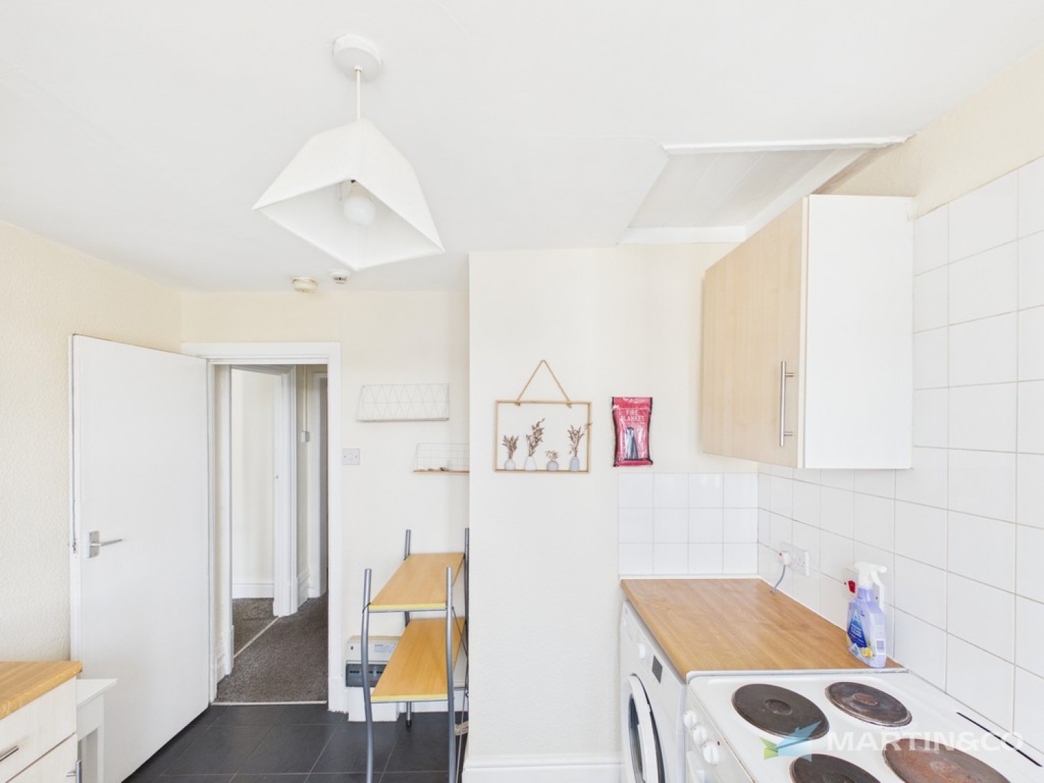 1 bedroom Flat for Letting 2 St. Davids Road North