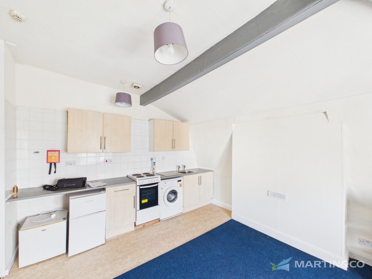 Flat 5, 2 St. Davids Road North