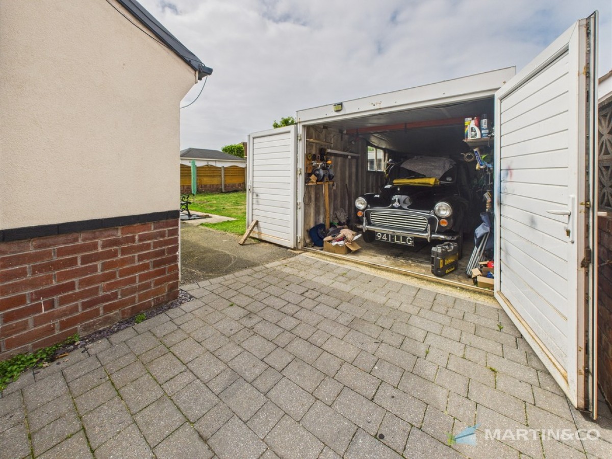 Eaves Road, Lytham St Annes