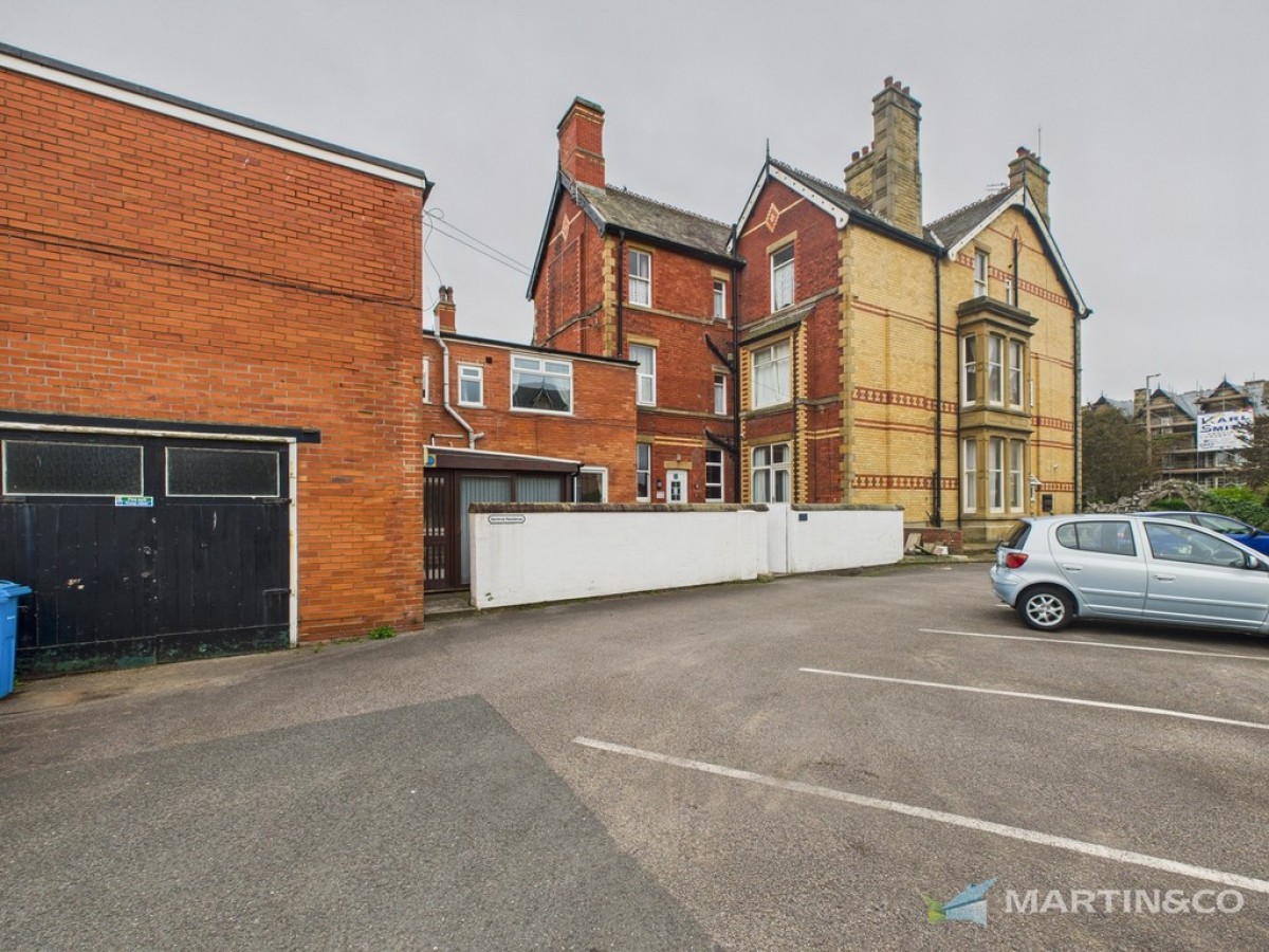 Clifton Drive North, St Annes