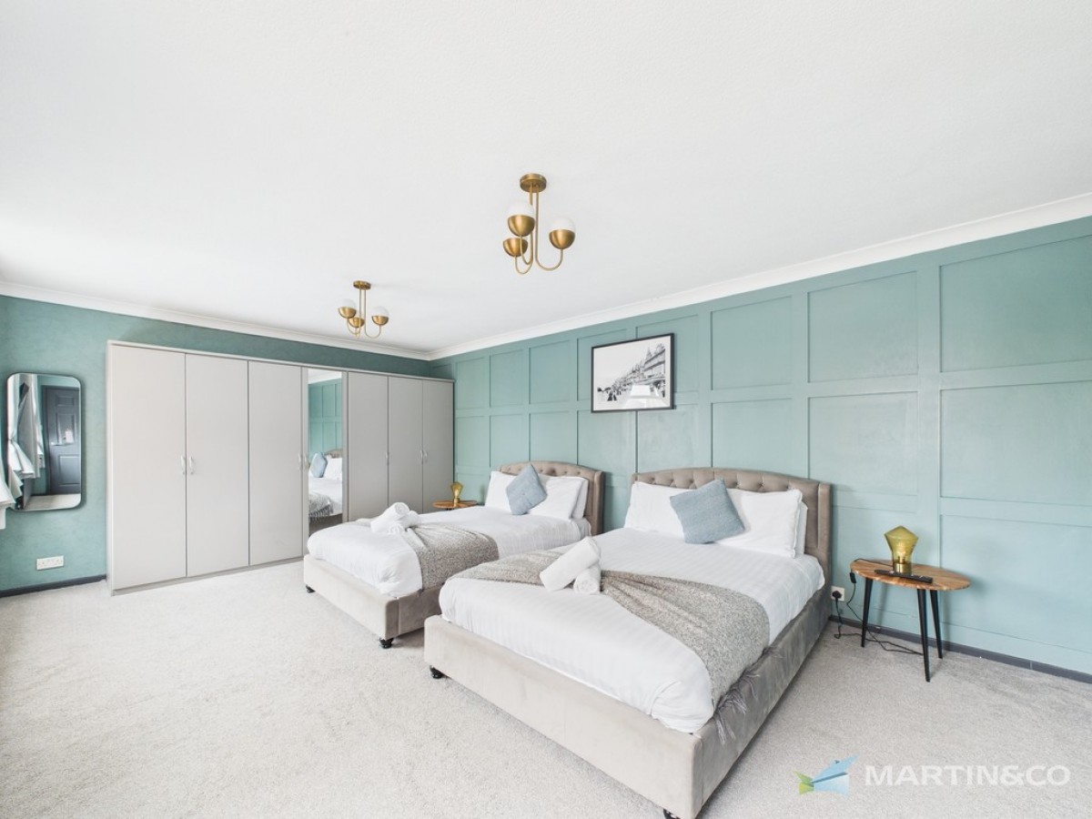 Clifton Drive North, St Annes