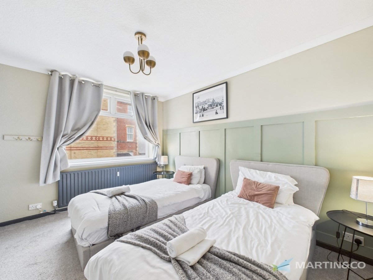 Clifton Drive North, St Annes