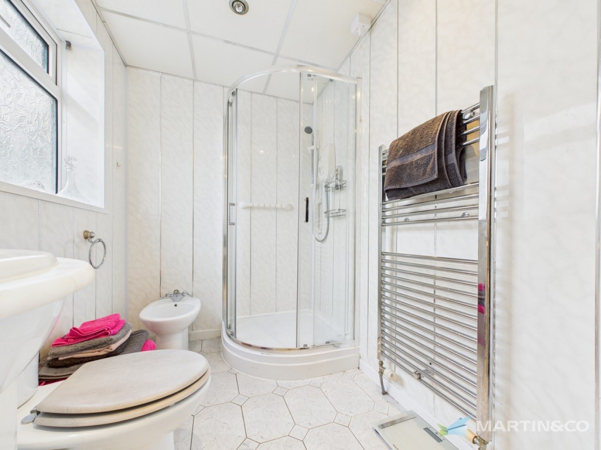 Glencross Place, Marton